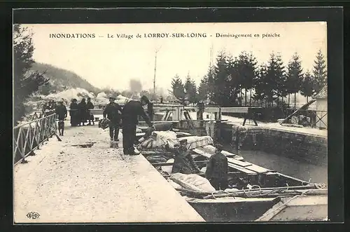 AK Inondations - Le Village de Lorroy-sur-Loing, Dèmènagement en pèniche, Hochwasser