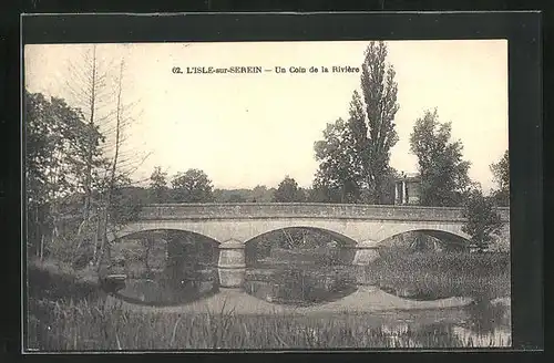 AK L`Isle-sur-Serein, Un Coin de la Riviere