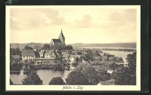 AK Mölln i. Lbg., Blick zur Kirche im Ort