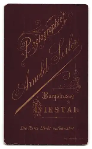 Fotografie Arnold Seiler, Liestal, Burgstrasse, Portrait bürgerliche Dame mit einem Jungen an der Hand