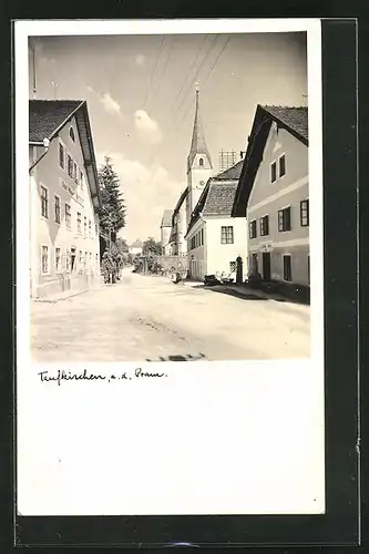 AK Taufkirchen a. d. Pram, Strassenpartie im Ort
