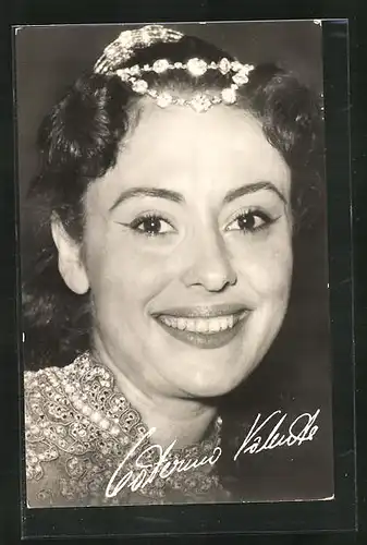 AK Musikerin Caterina Valente in dem Film Bonjour, Kathrin!