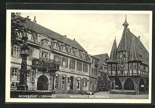 AK Michelstadt i. Odenwald, das Rathaus am Marktplatz, am Brunnen