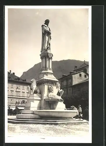 AK Bolzano, Monumento Walter