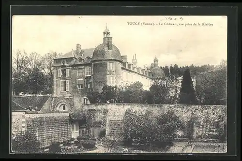 AK Toucy, Le Chateau, vue prise de la Rivière