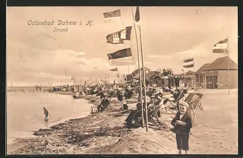 AK Dahme / Holstein, Badegäste am Strand