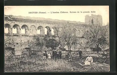 AK Druyes, L`Ancien Chateau, Ruines de la Grande Salle