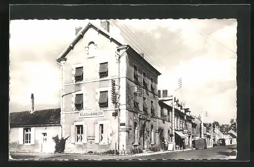 AK Laroche-Saint-Cydroine, Le relais de Barbizon