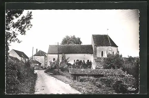 AK Gurgy, L`Eglise, auf der Strasse zur Kirche hin