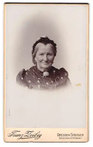 Fotografie Franz Zeibig, Dresden-Striesen, Schandauerstr. 1, Portrait Mutter von Otto Olberg Inhaber Gärtnerei Olberg