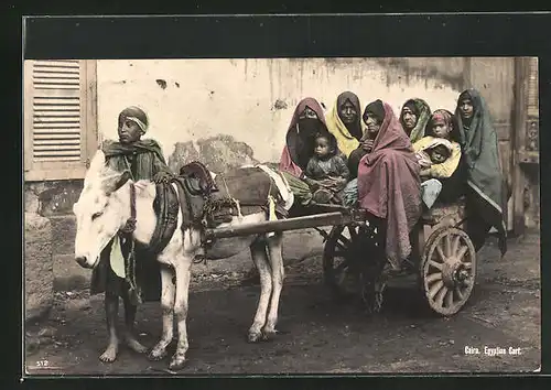 AK Cairo, Egyptian Cart, ägyptische Familie auf einem Eselwagen