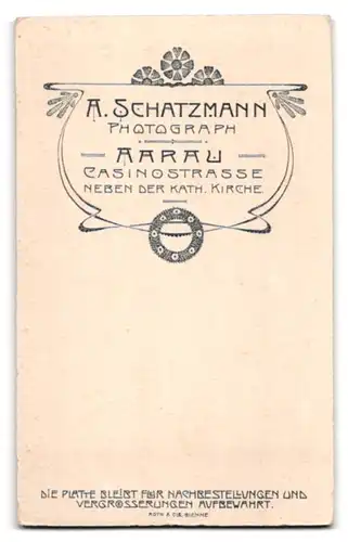 Fotografie A. Schatzmann, Aarau, Casinostrasse, fein angezogener Mann mit Anzug und Krawatte