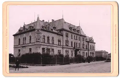 Fotografie Lautz, Darmstadt, Ansicht Landau i. Pfalz, Partie am Institut Becht