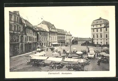 AK Darmstadt, Marktplatz mit Warenhaus und Brunnen