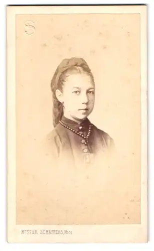 Fotografie Nestor Schaffers, Gand, 15 Rue du Pont Madou, junges Fräulein im Portrait