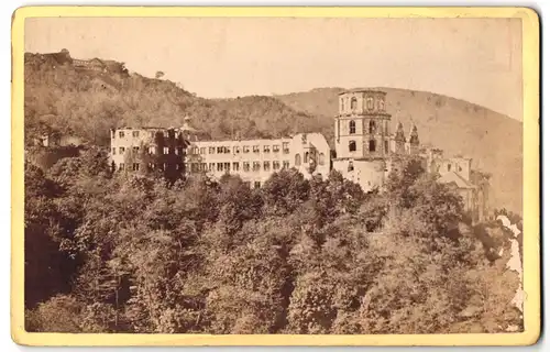Fotografie Carl Lange, Heidelberg, Ansicht Heidelberg, Blick auf die Runie des Schlosses