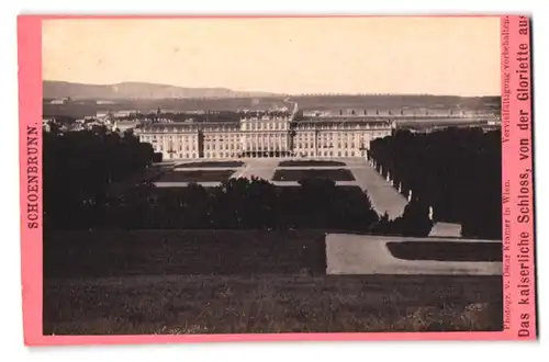 Fotografie Oscar Kramer, Wien, Ansicht Wien, das kaiserliche Schloss Schoenbrunn von der Gloriette aus gesehen