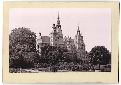 Fotografie unbekannter Fotograf, Ansicht Kopenhagen, Partie am Schloss Rosenborg