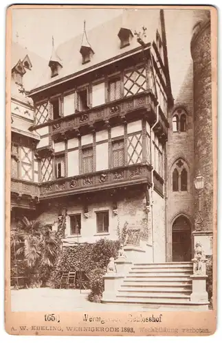 Fotografie A.W. Ebeling, Wernigerode, Ansicht Wernigerode, Schlosshof um 1893