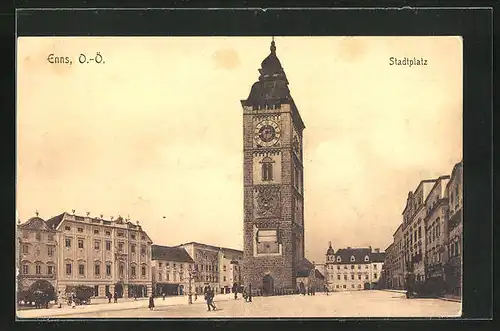 AK Enns, Stadtplatz mit Rathausturm