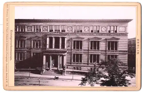 Fotografie Rob. Prager, Berlin, Ansicht Berlin, Kunstgewerbemuseum