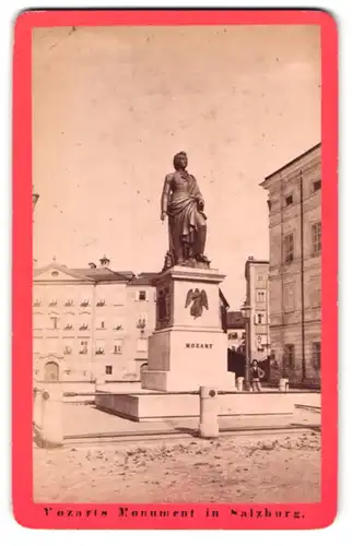 Fotografie unbekannter Fotograf, Ansicht Salzburg, Mozart Monument am Mozartplatz