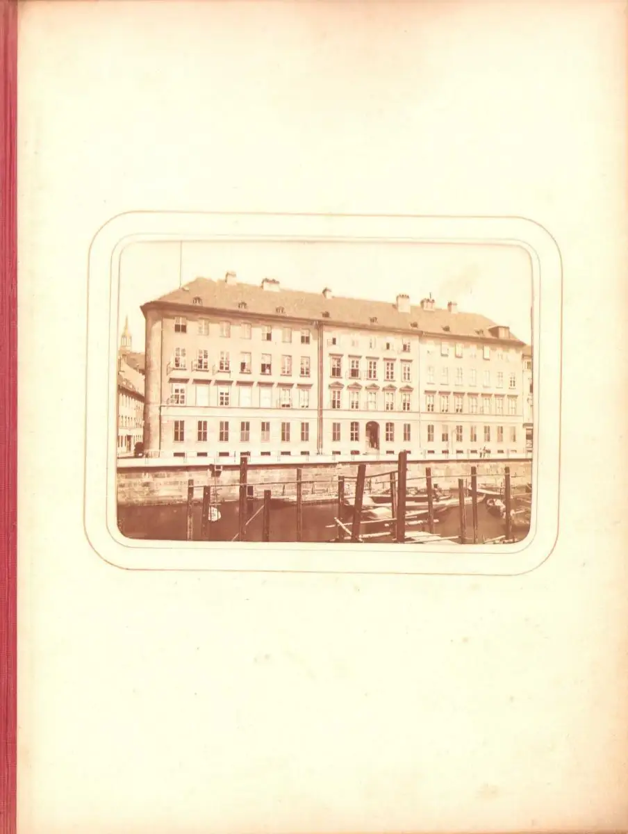 Fotoalbum 1875 Preussische Kriegsakademie Berlin, 57 Fotografien dt. Offiziere in Uniform mit Orden 0