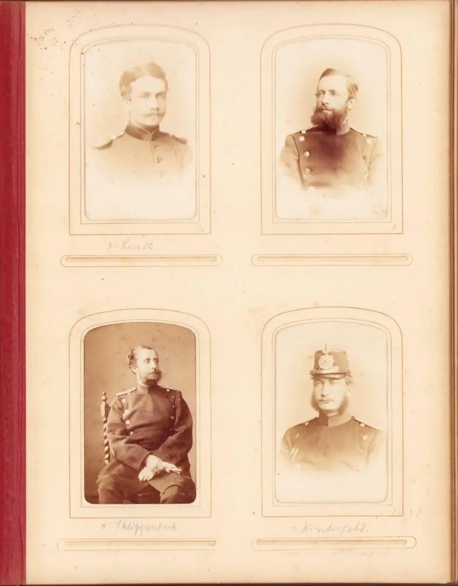 Fotoalbum 1875 Preussische Kriegsakademie Berlin, 57 Fotografien dt. Offiziere in Uniform mit Orden 7
