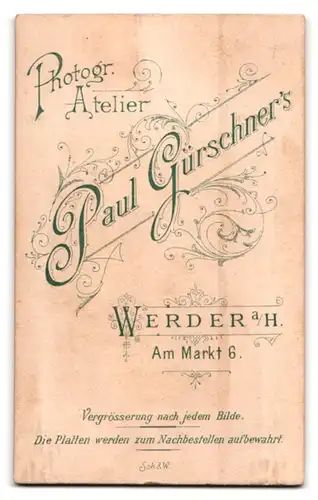 Fotografie Paul Gürschner, Werder a. H., Am Markt 6, niedliches Babyim Taufkleid