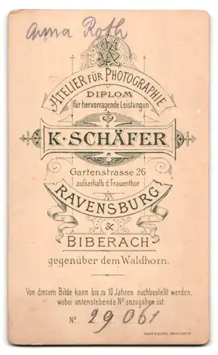 Fotografie K. Schäfer, Ravensburg, Gartenstr. 26, Portrait Anna Roth im Biedermeierkleid mit Halskette