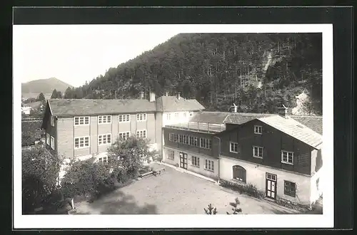 AK Puchberg a. Schneeberg, Grosses Gebäude aus der Vogelschau