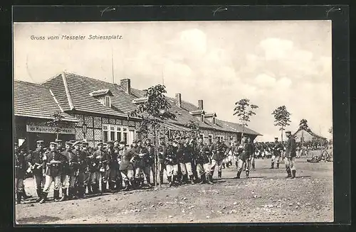 AK Messel, Messeler Schiessplatz mit Soldaten
