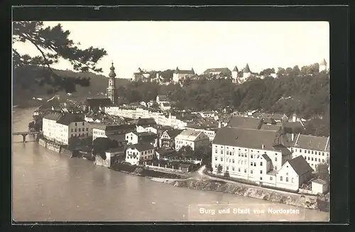 AK Burghausen a. d. Salzach, Teilansicht mti Burg von Nordosten