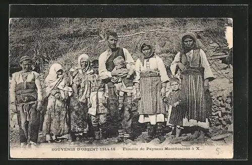 AK Macédoine, Famille de Paysans Macédoniens