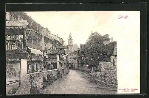 AK Borgo, Gebäude und Kirche am Flusslauf