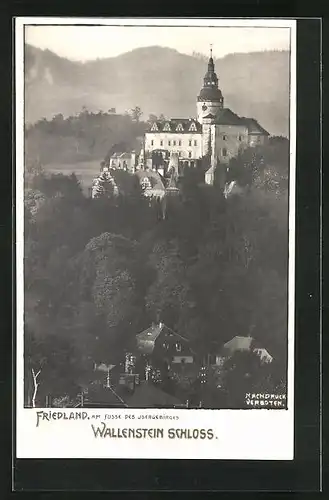 AK Friedland / Frydlant, Blick auf das Wallenstein Schloss