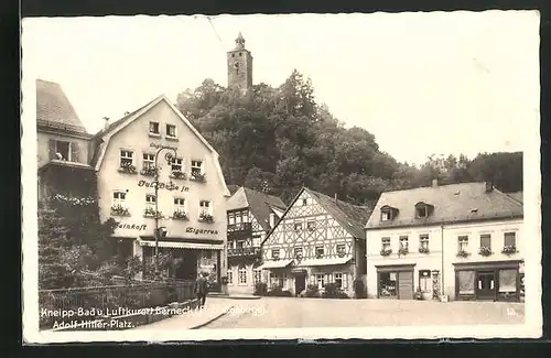 AK Berneck / Fichtelgebirge, Platz mit Zigarrengeschäft