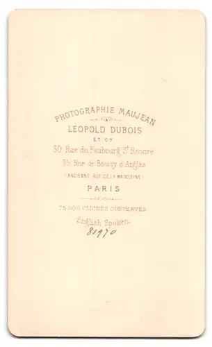 Fotografie Leopold Dubois, Paris, Rue du Faubourg St. Honor, Portrait kleiner Junge mit schläfrigen Augen im Anzug