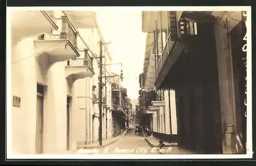 AK Panama City, Blick in eine Gasse