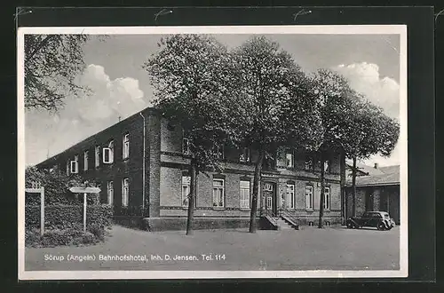 AK Sörup /Angeln, Bahnhofshotel und Auto
