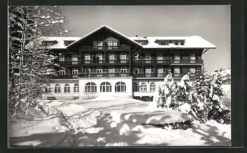 AK Bad Heustrich im Kandertal, Hotel im Winterkleid