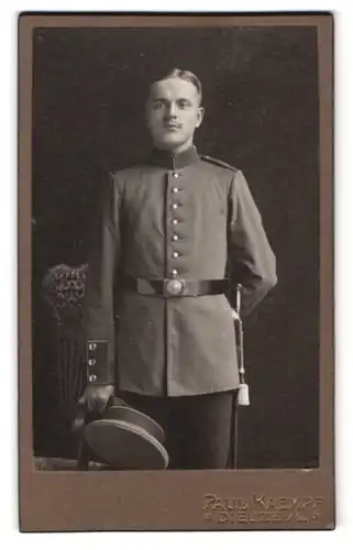 Fotografie Paul Kaempf, Dieuze, Portrait Soldat in Uniform mit Bajonett und Portepee