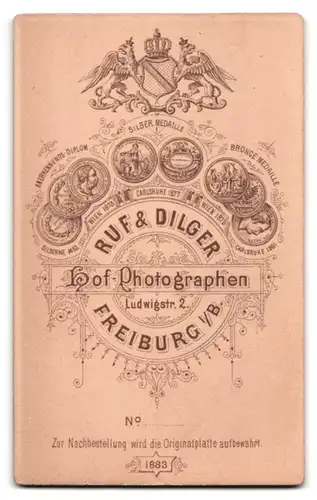 Fotografie Ruf & Dilger, Freiburg i. B., Ludwigstr. 2, Portrait Edelmann mit Halbglatze & Vollbart