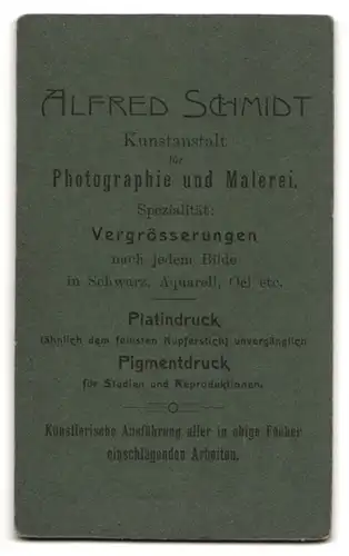 Fotografie Alfred Schmidt, Dresden, Warthaerstr. 4, stattlicher Herr im Anzug beim Fotograf