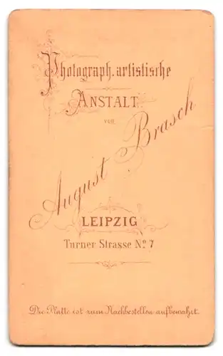 Fotografie A. Brasch, Leipzig, Turner-Strasse 7, eleganter Bürgerlicher mit ernstem Blick