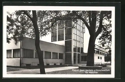 AK Rheydt, Staatliche Handels- und Gewerbeschule für Mädchen, Bauhaus