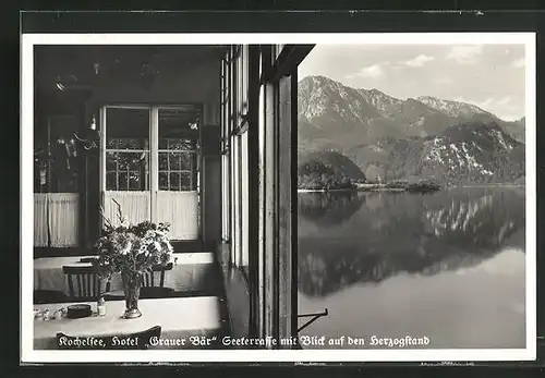 AK Kochelsee, Hotel Grauer Bär, Terasse mit Blick zum Herzogenstand