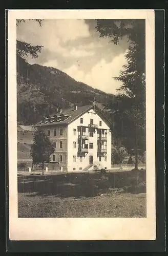 AK Neustift-Kampl, Pension mit Berg