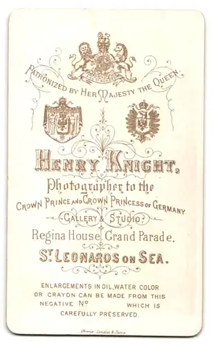 Fotografie Henry Knight, St. Leonards on Sea, Portrait stattlicher Herr im Anzug mit Backenbart