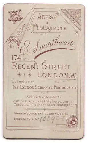 Fotografie E. Smorthwaite, London-W, 174, Regent Street, Portrait junges Mädchen mit Seitenscheitel